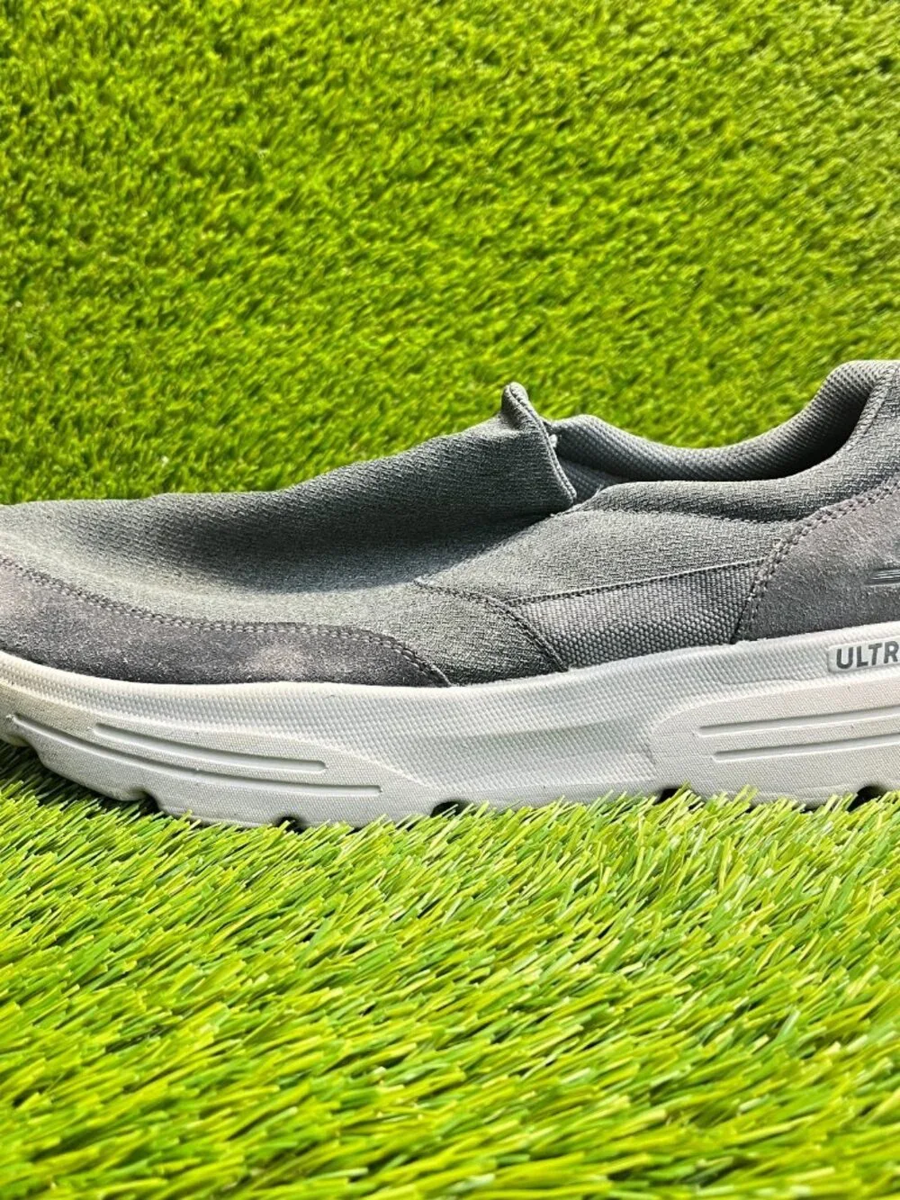 Skechers Gowalk Duro Mens Size 11.5 Gray Casual Walking Slip On‎ Shoes Sneakers